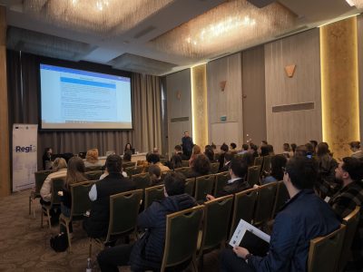 Caravana de promovare a apelului Investiții pentru creșterea durabilă a IMM, finanțat prin Programul Regional Nord-Est 2021–2027.